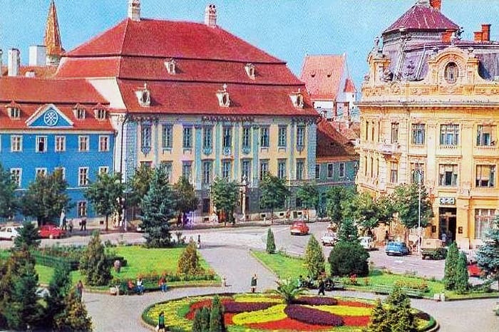 Die Sprache des Ornaments: Wie Österreich durch Transsylvaniens Mauern sprach